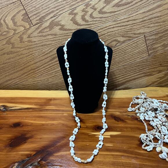 Vintage Lot Hawaiian Cowrie Shell Clusters Lei Necklaces Authentic Layering MCM - Picture 2 of 9